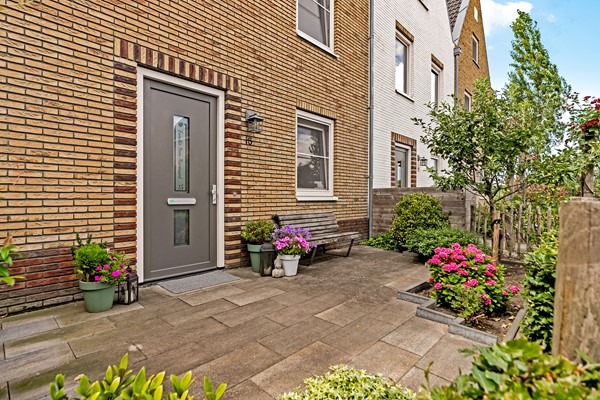 Medium property photo - Jean Perrinstraat 15, 1341 DG Almere